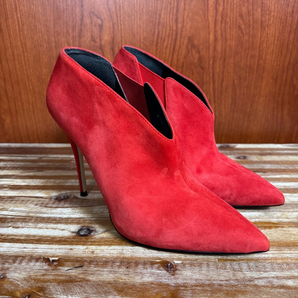 Guess Ondrea Red Suede Pointed Toe Stiletto Bootie Pumps‎ Womens 7.5 Glam Chic